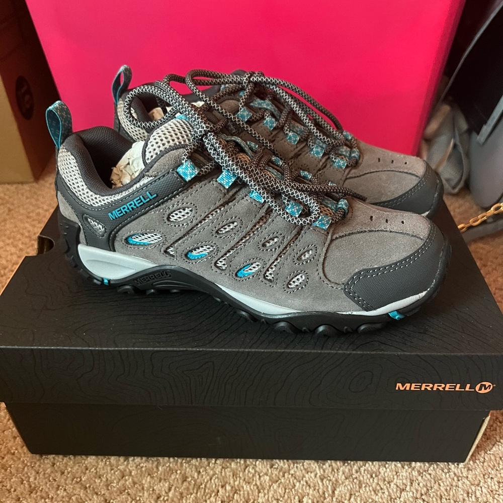 Womens Merrell cross lander 2